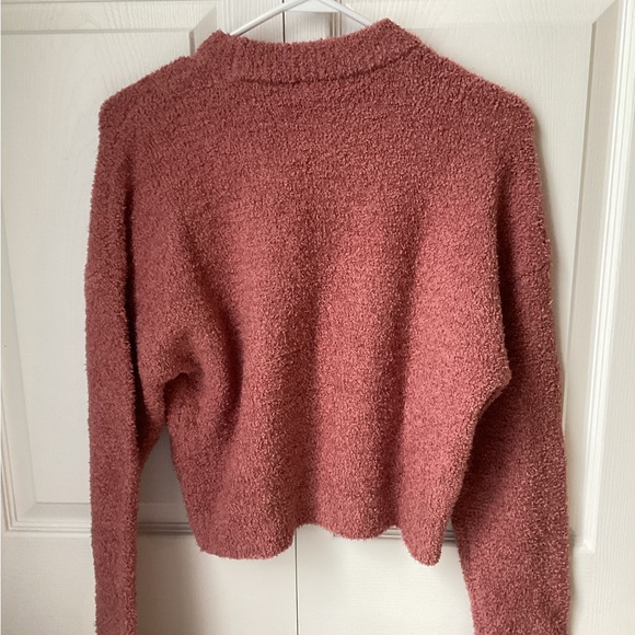 Abercrombie & Fitch sweater (FINALPRICEDROP) - Picture 2 of 3